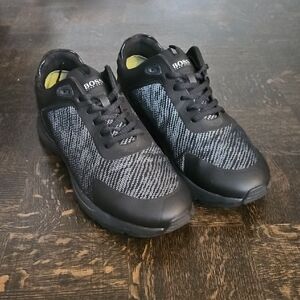 Boss Men's Black and White Sneakers